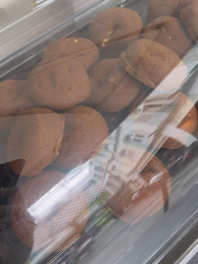 A Little Korean Bakery Corner Worth Discovering