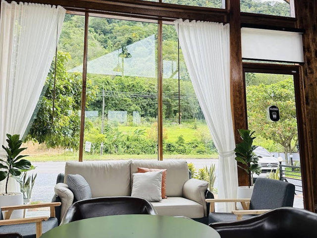 Chanlom cafe (ชานลม คาเฟ่) | พัทลุง
