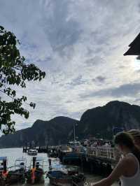 เดินทางไปเกาะพีพี กับอ่าวมาหยา 