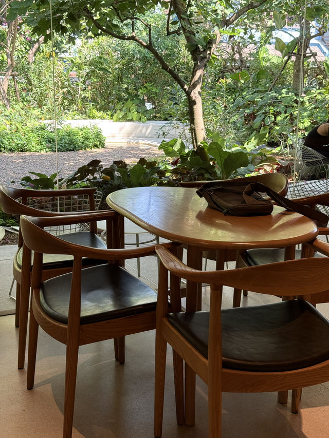 คาเฟ่ร่มรื่นแถวไทรม้า นนทบุรี บรรยากาศดีทั้งวัน
