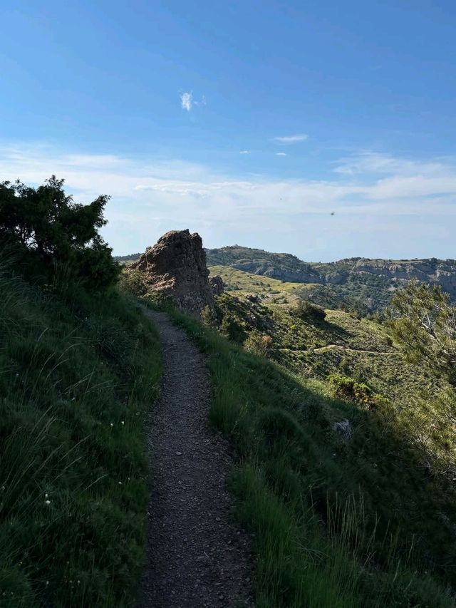 Chasing Views and Mountain Vibes at Montcabrer