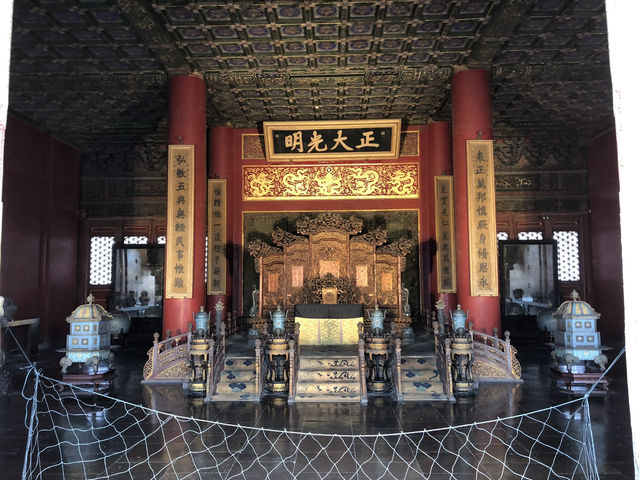 【紫禁城（故宮博物院）｜中国・北京 「皇帝しか歩けなかった道を、いま自分が歩いてる」】