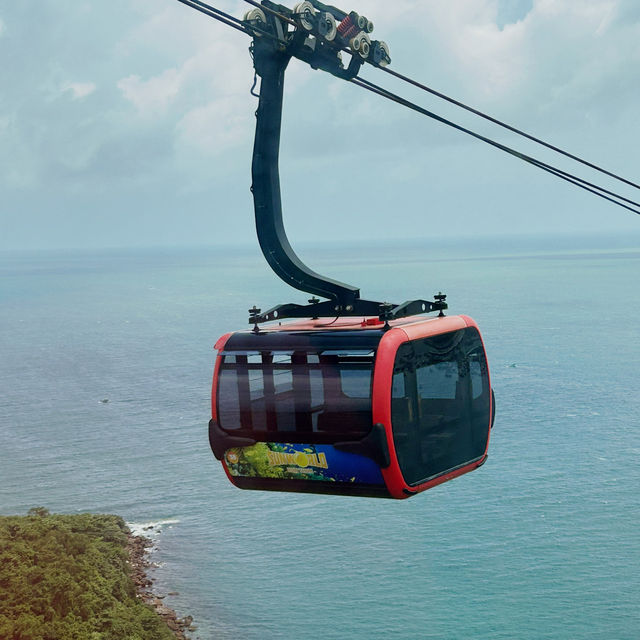 Exploring the world’s longest non-stop three-rope cable car