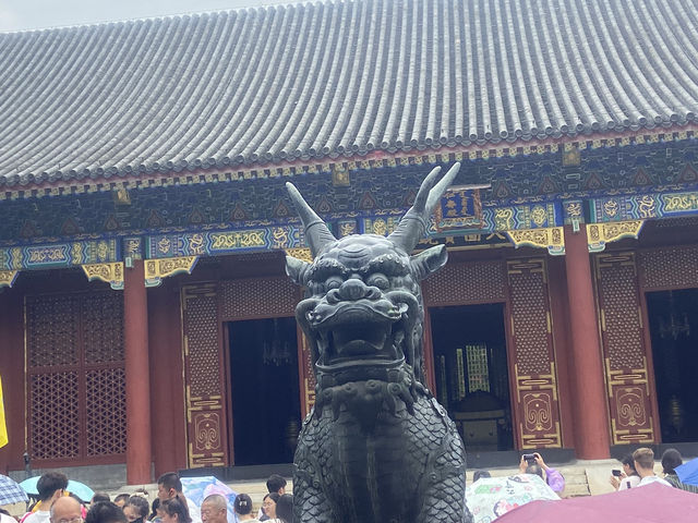 China: A Journey in Wonders & tradition 