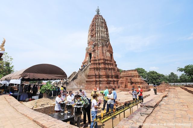 วัดพระศรีรัตนมหาธาตุ สุพรรณบุรี