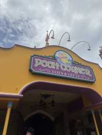 Pooh Corner Toy & Gift – Hong Kong Disneyland
