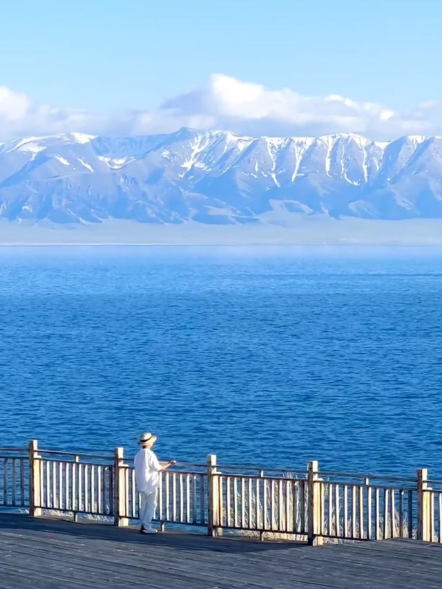 ทะเลสาบ Sailimu ในช่วงฤดูร้อนสวยงามมาก!!