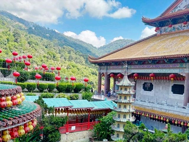 The Jewel of Penang: Kek Lok Si Temple 🏮🐉