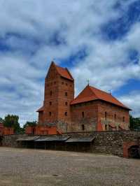 🏰 Trakai Island Castle – A Fairytale Fortress on Water