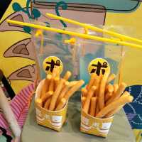 【渋谷】まるでテーマパークな異空間！？味もビジュも良いポテト専門店