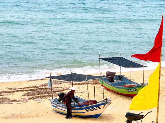 🌴 Pantai Jambu Bongkok – Serenity by the Shore