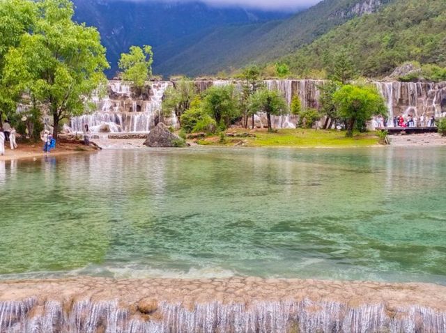 หุบเขาพระจันทร์สีน้ำเงิน (Blue Moon Valley)