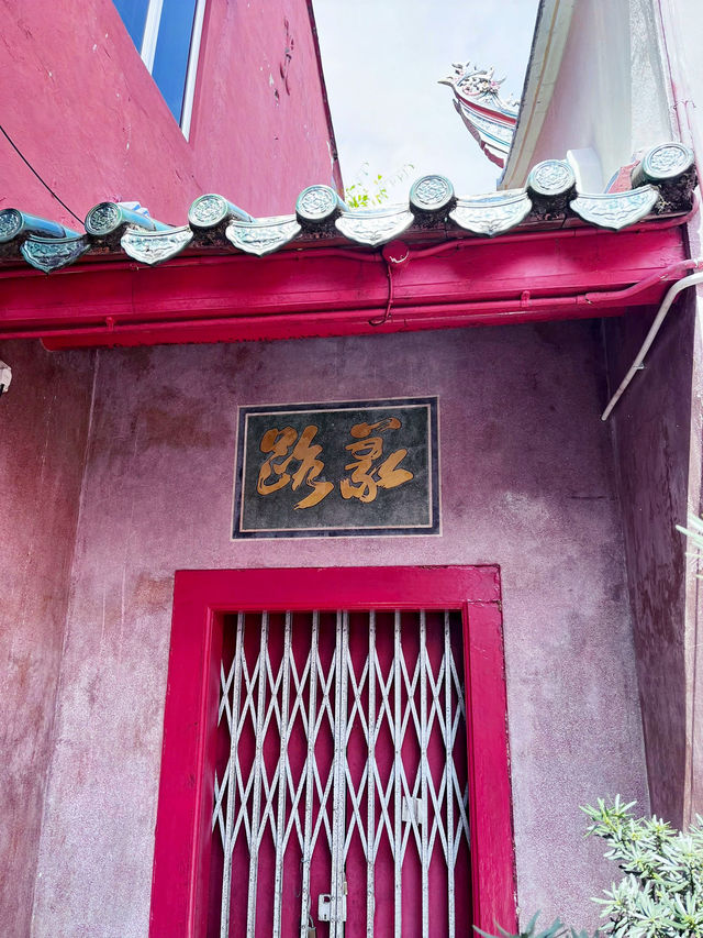 Hiang Thian Siang Ti Temple: Majestic Cultural Gem in Kuching’s Carpenter Street