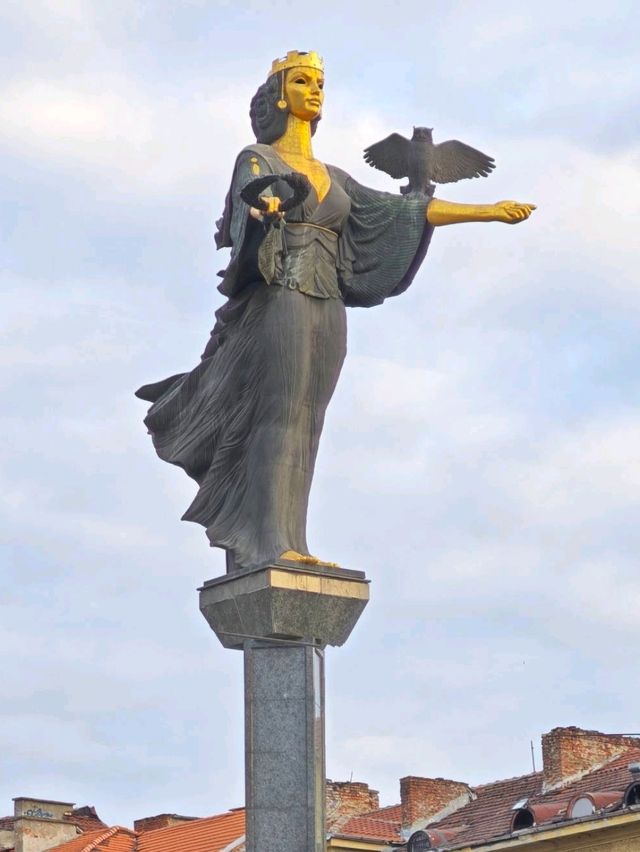 城市的守護女神#聖索菲亞紀念碑（The Monument of Saint Sofia - Patron of City）-Sofia Bulgaria