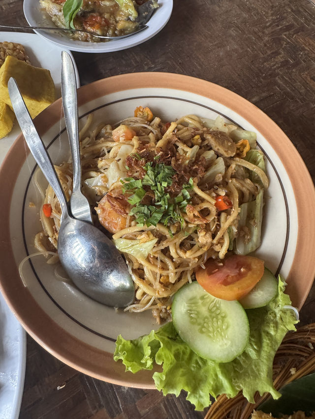 A Taste of Tradition at Ayam Goreng Bu Hartin