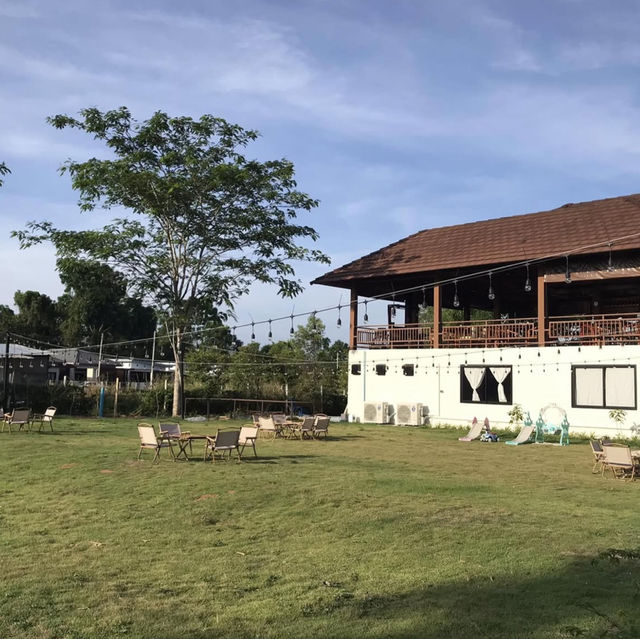บ้านจันทร์ฉาย Baan Janchai Restaurant and Wine