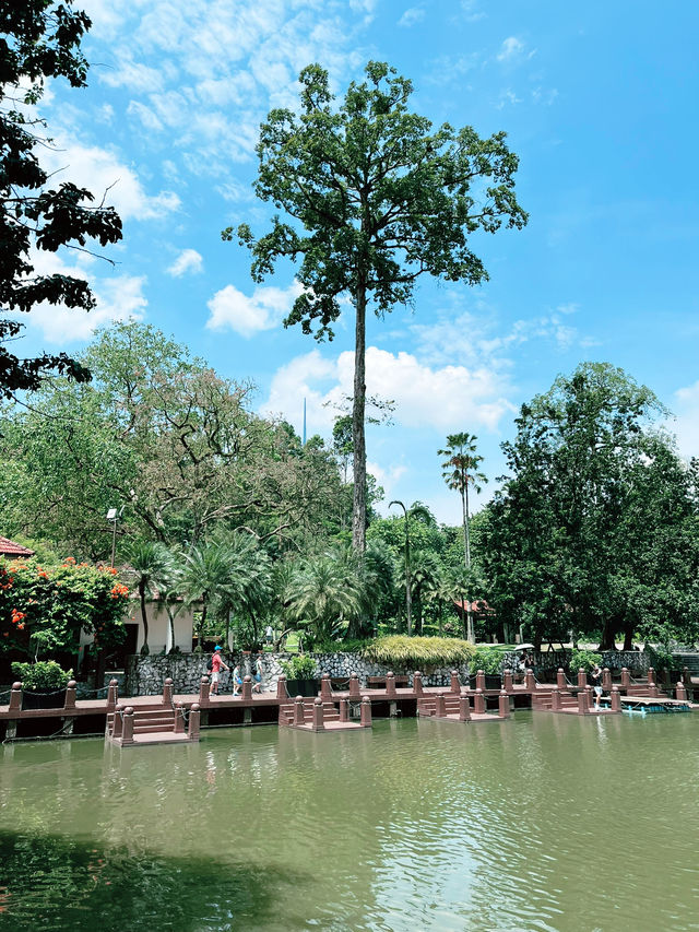 Taman Botani Perdana’s European Lake: Must-Visit Relaxation Spot Taman Botani Perdana’s European Lake: Must-Visit Relaxation Spot