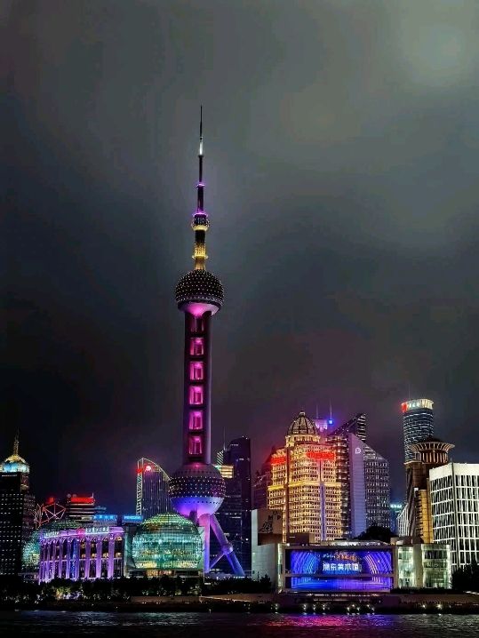 Oriental Pearl Tower Oriental Pearl Tower