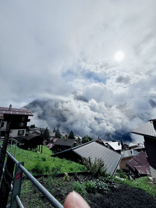 Mürren: Where Bond’s Peak Meets Alpine Charm Mürren: Where Bond’s Peak Meets Alpine Charm