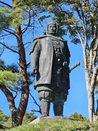 春日山城跡。