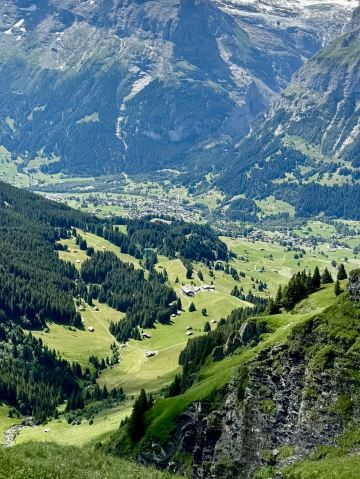 スイスの魅力：絶対に見逃せないスポット＆リアルなマウンテンライフ