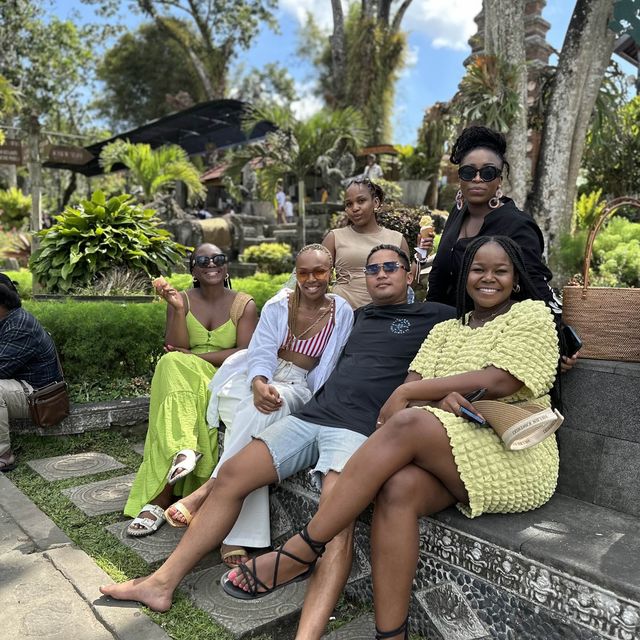 a wholesome day with my girls 👧 👯‍♀️