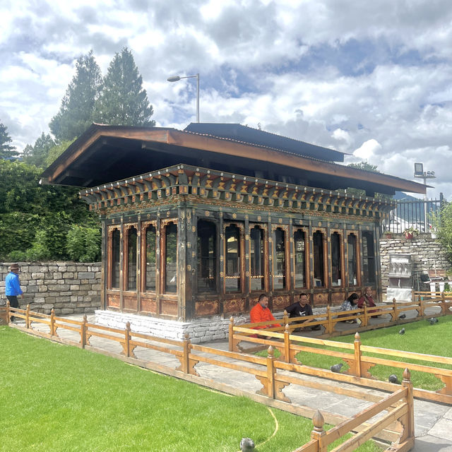 ✨ Visiting the National Memorial Chorten in Bhutan ✨🕉️