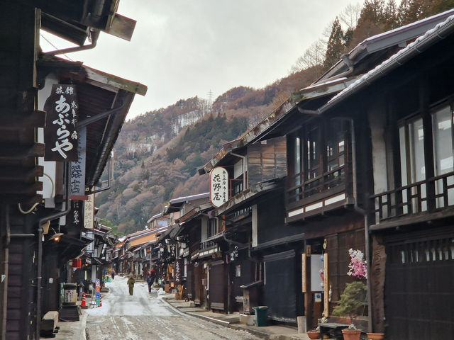 A town that feels like travelling back to Edo era (Just one hour from Matsumoto)