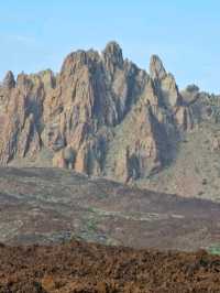 Queen’s Shoe Rock 👠⛰️ – A Whimsical Morning Find in Teide National Park 🌋