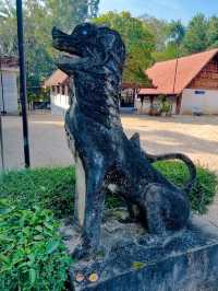 Wat Lai Hin Luang — Timeless Lanna Craftsmanship in Lampang