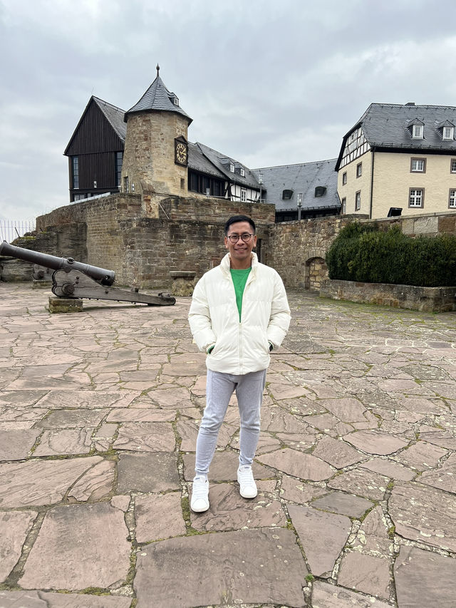 A fortress in the clouds — welcome to Schloss Waldeck, where history meets horizon 🇩🇪🏰🌅