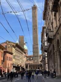 Exploring Bologna – Porticoes, Pasta, and a City Full of Character
