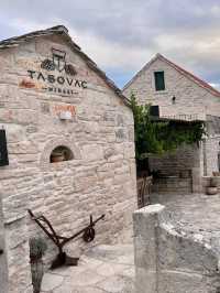 🌊 Korčula's Hidden Treasures: Adriatic Bliss Awaits! 🏰