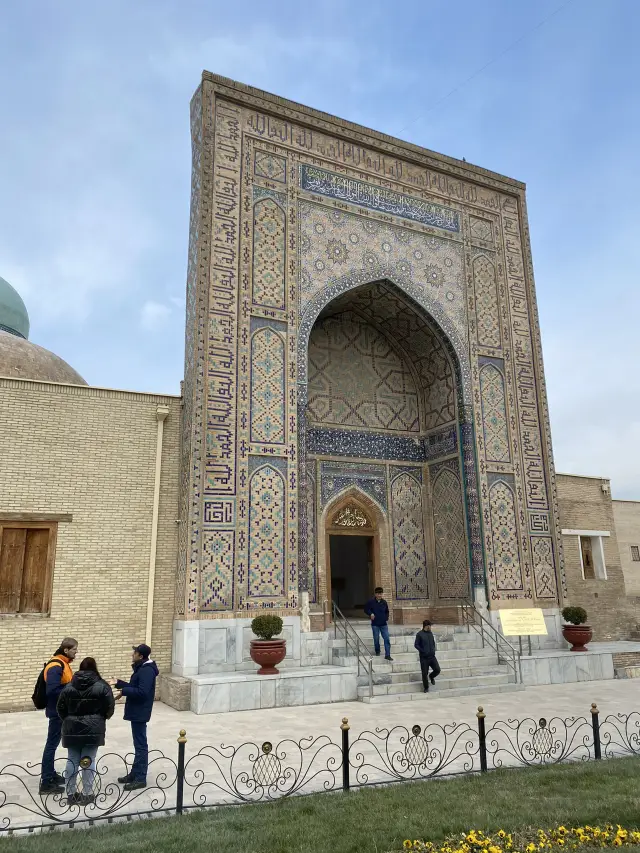 Uzbekistan Trip: Samarkand Mausoleum Moments 