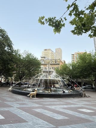 Toronto — a quick honest take from a passing traveller