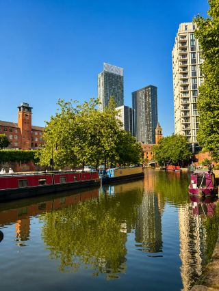 🌿 Deansgate-Castlefield: My Favourite Place to Slow Down in Manchester 🇬🇧☀️