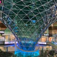 Qatar airport connecting flights waiting 10h