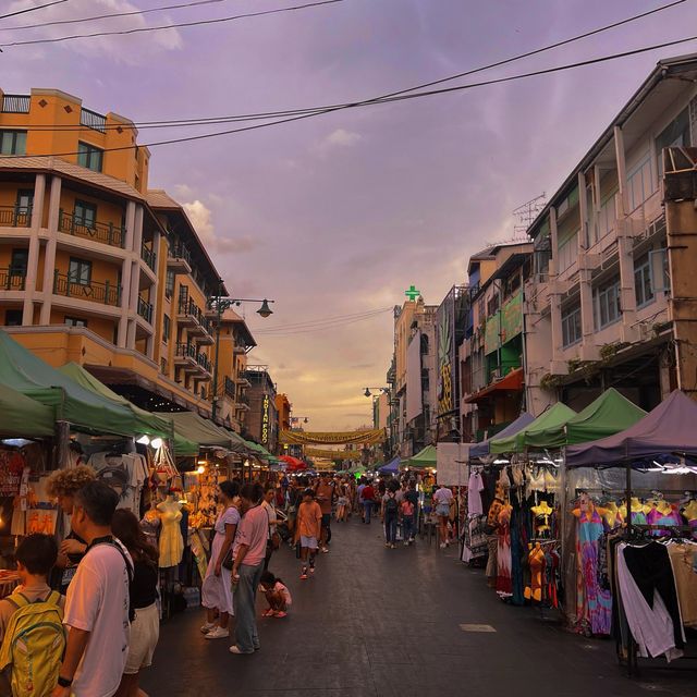 Bangkok's Nightlife Hotspot 🍷  