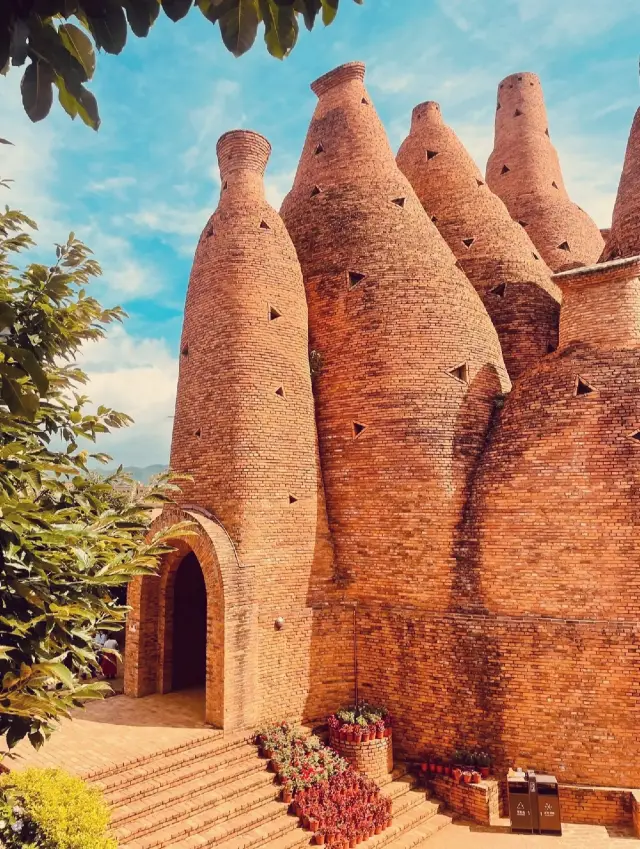 A magical castle hidden in Yunnan