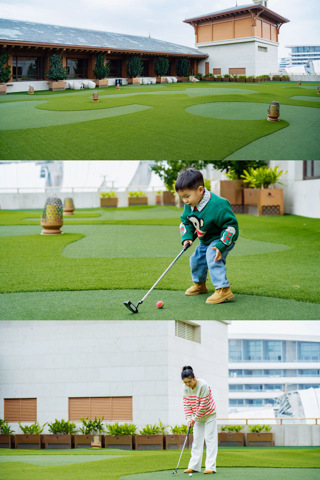 This hotel in Shenzhen is so imbued with the atmosphere of the Year of