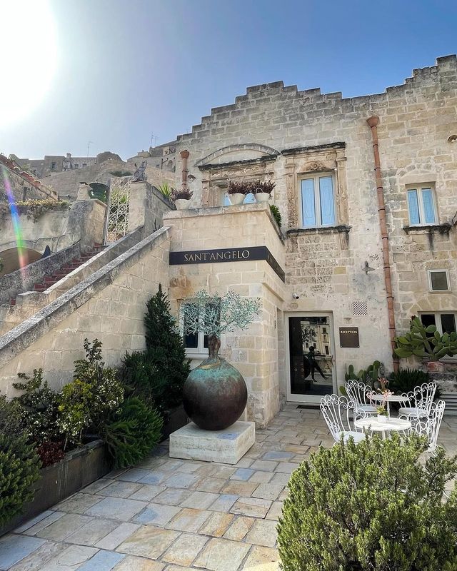 Matera Marvels: Uncover the Best Experiences in Italy's Captivating Gem! 🏰🌄🇮🇹