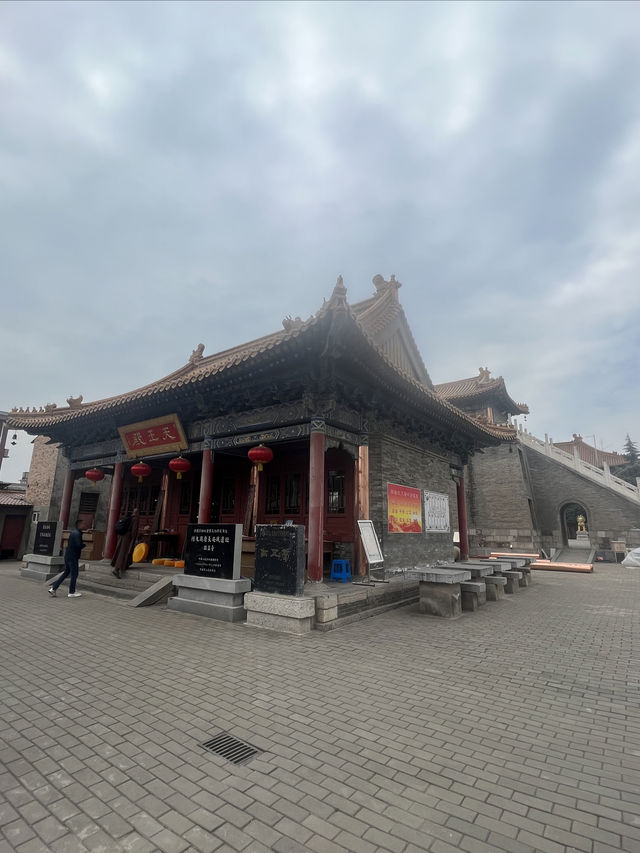 西安旅遊攻略｜雲居寺，一座藏在灑金橋裡的皇家寺院