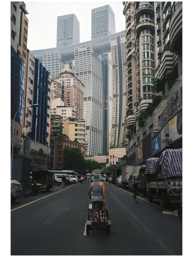 《重庆四季旅行指南：探寻山城之美、领略雾都风情》
