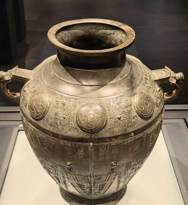 海內外唯一的青銅器通史陳列,開館即王炸! 海內外唯一的青銅器通史陳列,開館即王炸!