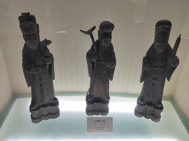「問君祖籍在何方，湖廣麻城孝感鄉」