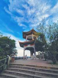 趕赴一場唯美丹霞日落。