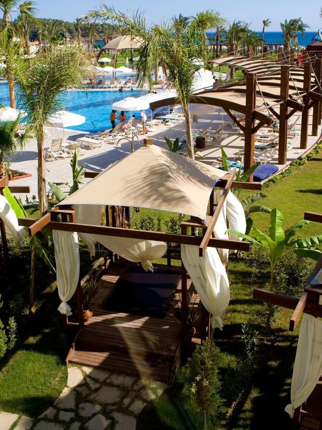🌟🏝️ Unwind in Okurcalar: Saphir Resort & Spa Gems 💎