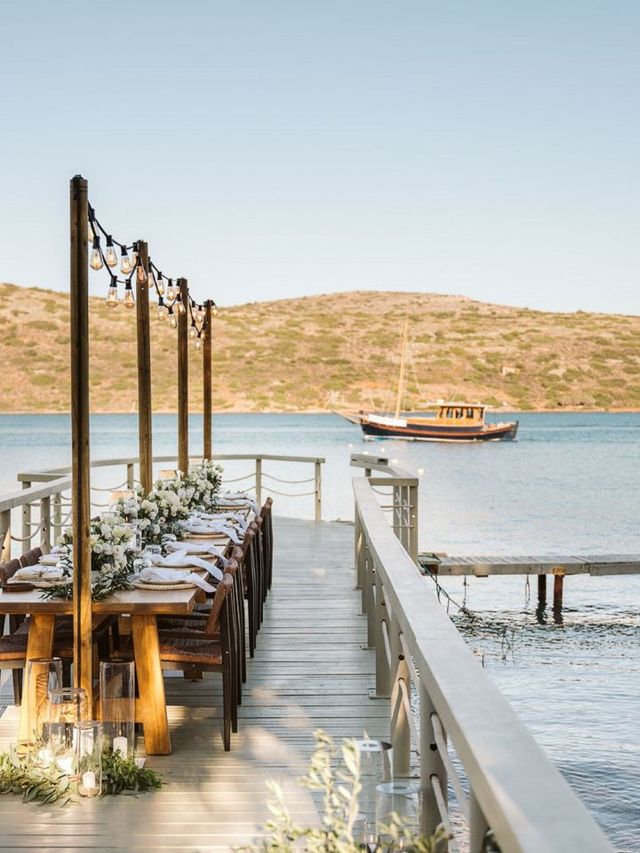 🌟✈️ Elounda's Luxury Oasis: Top Hotel Pick! 🏨🌊