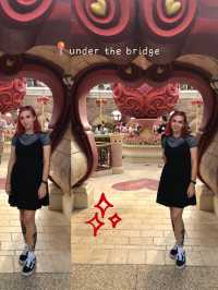 Photo Guide: Alice in Wonderland Maze at Shanghai Disneyland 🌟