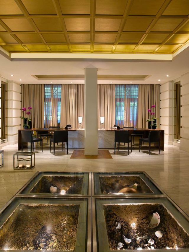 🌟 Singapore's Hidden Gem: Fort Canning Hotel Retreat 🌿✨